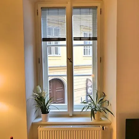 דירה Charming Old Town Centre Studio *