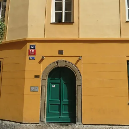 Charming Old Town Centre Studio פראג