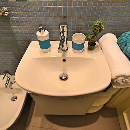아파트 Charming Old Town Centre Studio
