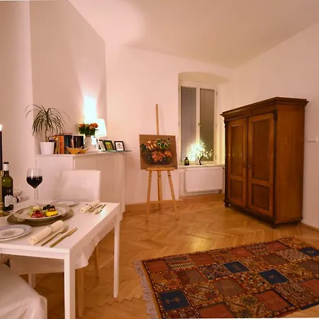 Apartamento Charming Old Town Centre Studio
